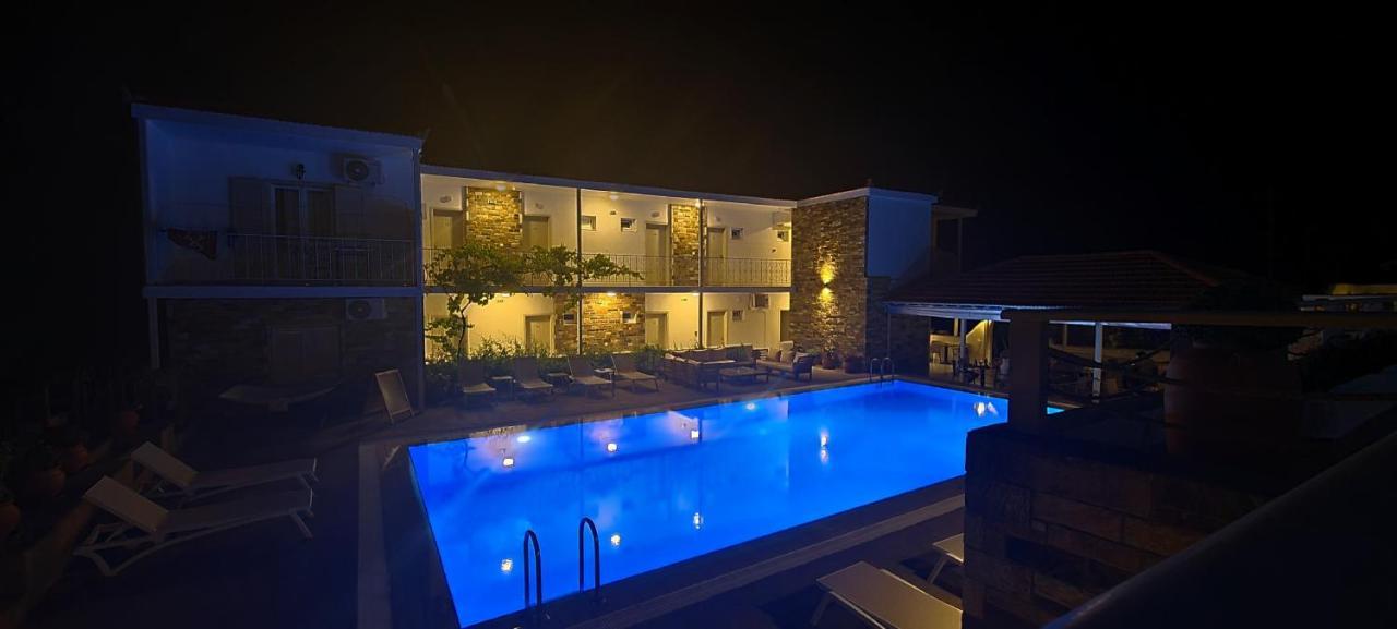 Hotel Nereides Патитири Экстерьер фото