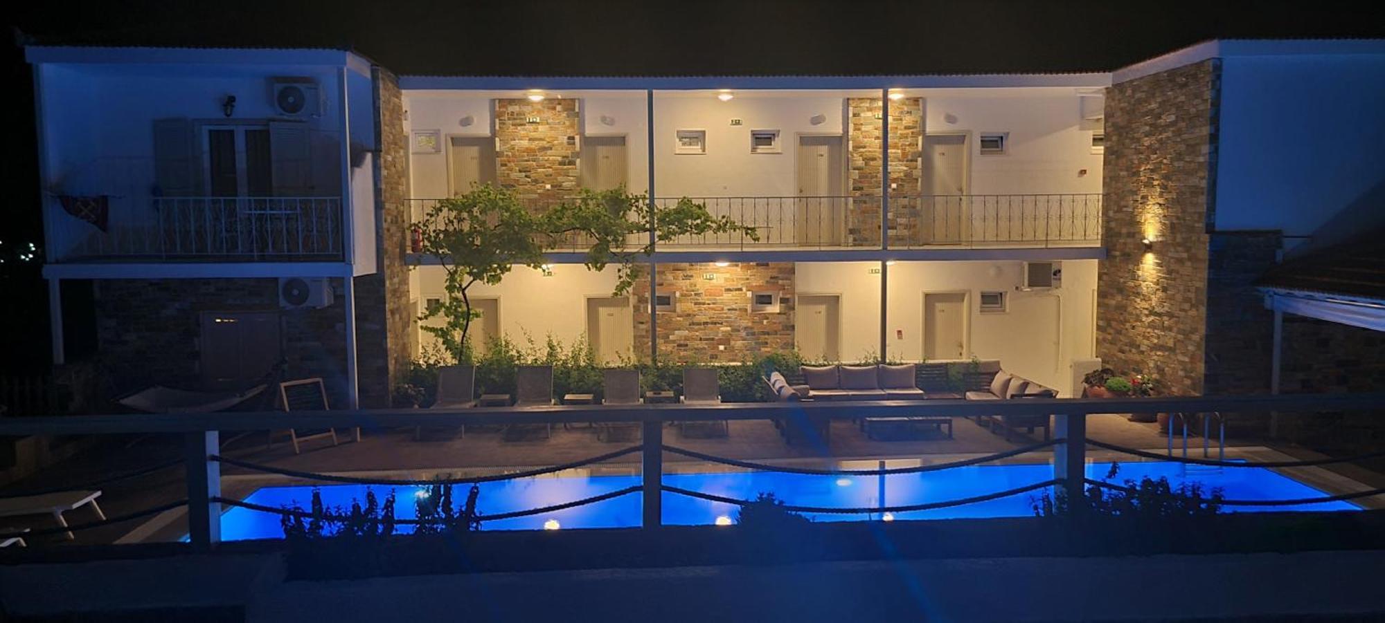 Hotel Nereides Патитири Экстерьер фото