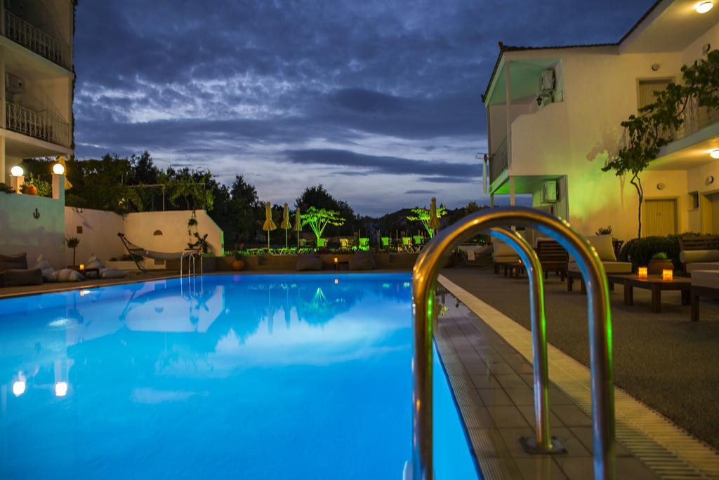Hotel Nereides Патитири Экстерьер фото